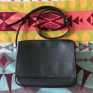 Nisolo Clara Crossbody